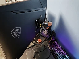 Настольное крепление для монитора Anda Seat Stealth II 17''-32'' Black (AD-W-A6D-1S-BB) фото от покупателей 5