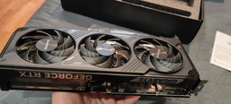 Видеокарта GIGABYTE GeForce RTX 5070 WINDFORCE SFF 12G (GV-N5070WF3-12GD) фото от покупателей 1