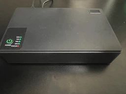 Міні UPS , джерело безперебійного живлення для роутера , GPON , 10400 мАг з перехідниками та блоком живлення від 220 V