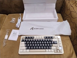 Беспроводная механическая клавиатура ATTACK SHARK X85PRO RGB Tri-mode (Cheese White) фото от покупателей 3