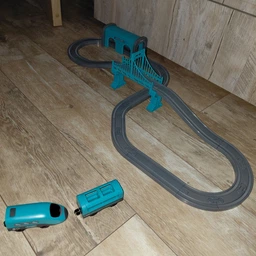 Железная дорога Игровой набор Homkey DIY TRACK CITY TRAIN (66 деталей, на батарейках) фото от покупателей 1