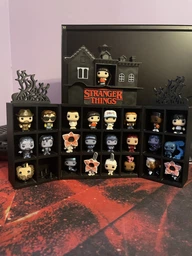 Тематическая Полка Большой Раскладной Дом для Фигурок Stranger Things Kinder Joy Funko Pop Stand / Display / Для 24 Фигурок из Сериала Очень странные дела фото от покупателей 10