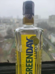 Настойка Green Day Лимон 0.7 л 40% (4820235324582_4823122206664)