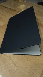Чехол-накладка Hardshell для MacBook Air 15.3" A2941 / A3114 / A 3241 M2 2023 / M3 2024 / M4 2025 черная матовая Black пластик фото от покупателей 3