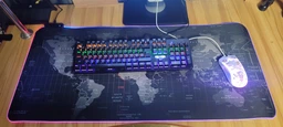 Большой геймерский RGB коврик (игровая поверхность) с подсветкой для мыши 900 x 400 x 3 мм фото от покупателей 7