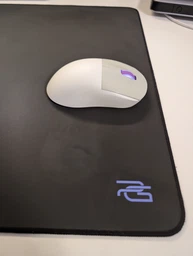 Игровая поверхность, коврик для мышки Proove Gaming Radiance L Mouse Pad |450х400х3ммmm| Black фото от покупателей 8