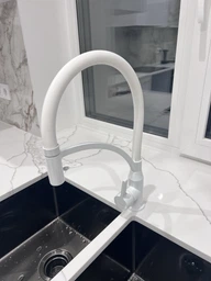 Смеситель для кухни черный Frap F4552-6 с гибким изливом