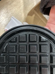 Стильная и портативная, электрическая мини - вафельница Waffle Maker с антипригарным покрытием, красная (SKU-5142) фото от покупателей 3