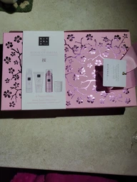 Подарунковий набір Rituals The Ritual of Sakura Medium Gift Set