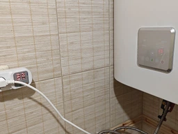 Бойлер Swan SFB-50w2 плоский slim 50л с WIFI и сухим ТЭНом 2кВт фото от покупателей 17