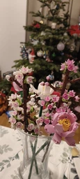 Конструктор LEGO Botanicals Цветы лотоса 220 деталей (40647) фото от покупателей 1