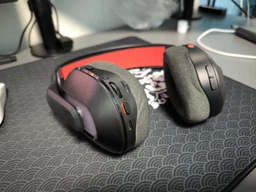 Наушники Logitech G ASTRO A20 X Lightspeed с технологией PlaySync Audio Black (939-002247) фото от покупателей 1