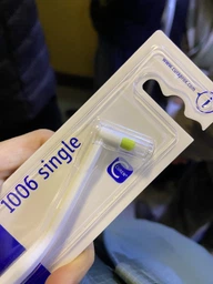 Зубная щетка монопучковая Curaprox CS 1006 Single & Sulcular 6 мм Голубая (CS 1006-03) (7612412271300) фото от покупателей 5