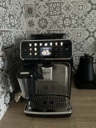 Кавомашина Saeco latte 5500