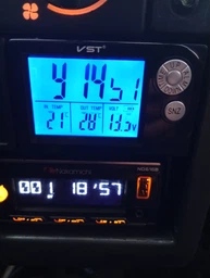 Автогодинник VST-7048V, вольтметр, 2 термометри