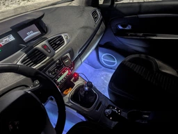 Автомобільна RGB підсвітка Bluetooth в салон автомобіля з мікрофоном для килимків + світломузика управління з телефону фото від покупців 1