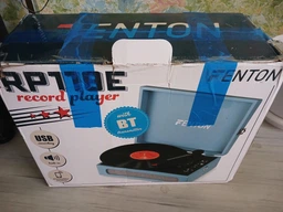 Вініловий програвач Fenton Voyager Sage з Bluetooth IN/OUT для всіх платівок, для початківця, оцифровка платівок, вбудовані динаміки, фонокорекор, еко-шкіра + Тестова платівка фото від покупців 3