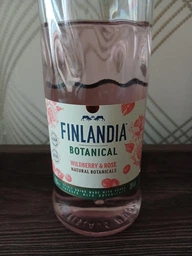 Алкогольный напиток Finlandia Botanical Wildberry & Rose Дикие ягоды и роза 0.7 л 30% (5099873020081) фото от покупателей 1