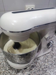 Планетарный миксер RZTK Stand Mixer 1500 4.5 л Milk White фото от покупателей 16