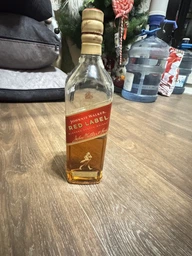 Виски Johnnie Walker Red Label выдержка 4 года 1 л 40% (5000267013602)