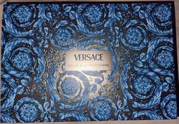 Подарочный набор для женщин Versace Pour Femme Dylan Blue Парфюмированная вода 100 мл + Гель для душа 100 мл + Лосьон для тела 100 мл + Косметичка (8011003893362)