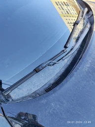 Дворники стеклоочистителя Bosch AeroTwin Toyota Auris 2007-2012 щетки 650 / 400 мм. (118911-6) фото от покупателей 2