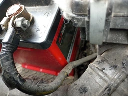 Автомобильный аккумулятор 85 Ah/12V CARBON sb_низький (0) Euro (CRB85-00L)