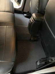 EVA коврики EVAtech в салон авто для Kia Ceed (ED) 2006-2009 1 поколение Combi EU 5 шт Black (KI3101COO5AV2RBB)