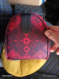 Сумка бочонок Barrel Украинский черный орнамент на красном фоне 28x18x17 см фото от покупателей 2