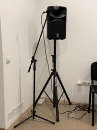 Микрофонная стойка SoundKing SKDD130