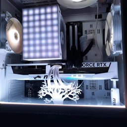 Видеокарта MSI GeForce RTX5070 Ti 16GB GAMING TRIO OC WHITE (RTX 5070 Ti 16G GAMING TRIO OC WHITE)