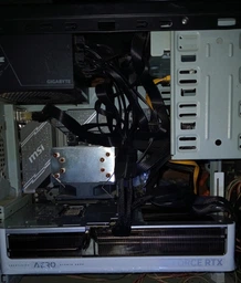 Видеокарта GIGABYTE Nvidia GeForce RTX 5070 Ti AERO OC 16G (GV-N507TAERO OC-16GD) фото от покупателей 4