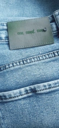 Джинсы женские Dicesil 9160 Mom jeans comfort высокая талия стрейчевые цветной ремень 32 светло голубые