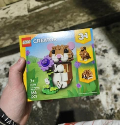 Конструктор LEGO Creator Милій хом'як із квіткою (31376)
