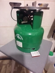 Газовий балон Voltronic Golden Lion 2кг (4.8л), тиск 18BAR + Пальник для газового балона YT20354, Green (YT20352) фото від покупців 1