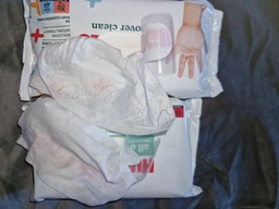 Дитячі вологі серветки Huggies OverClean 56 шт (5029053567822) фото від покупців 1
