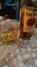 Бурбон Four Roses 0.7 л 40% (5000299101100)