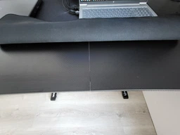 Стіл Ultradesk LEVEL V2 140см Регулювання висоти Чорно-зелений фото від покупців 1