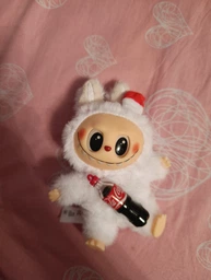 Детская мягкая игрушка сюрприз Лабубу Labubu Coca-Cola плюшевая, брелок для ключей сумки рюкзака для детей и взрослых 17 см фото от покупателей 3