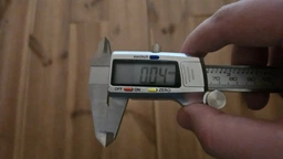 Штангенциркуль металлический 0-150 мм с циферблатом, электронный стальной в пластиковом кейсе с батарейкой в комплекте фото от покупателей 11