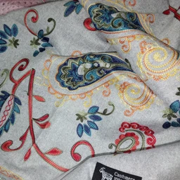 Зимний кашемировый шарф Boutique embroidery с вышивкой 190х72см Белый