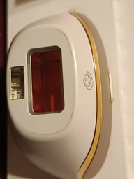 Фотоэпилятор Lumea от PHILIPS SC1997/00 серии 7000 фото от покупателей 3