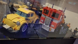 Конструктор LEGO Icons Оптимус Прайм 1508 деталей (10302)