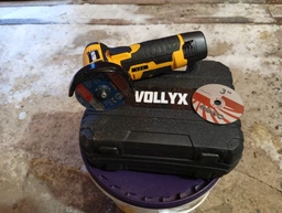 Аккумуляторная болгарка VOLLYX + 5 дисков угловая шлифовальная машинка мини портативная 500W шлифмашина в кейсе желтая фото от покупателей 12