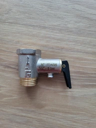 Кран безопасности FERRO Z1580B 1/2" 8 бар для бойлеров