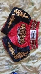 Muay Thai шорти TWINS SPECIAL для тайського боксу, ММА, кікбоксингу та єдиноборств (чорний/красный, р. XXXL(зріст 190-200 90-100 кг) фото от покупателей 1
