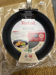Сковорода Tefal Intuition 28 cм (B8170644) фото от покупателей 4