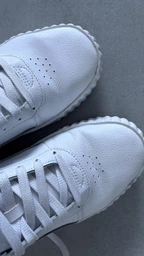 Женские кеды низкие Puma Carina 3.0 Luxe 40072401 38 (5UK) 24 см Puma White-Puma Gold (4067983973918) фото от покупателей 1