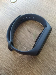 Ремешок силиконовый Original Design для фитнес браслета Xiaomi Mi Band 3, Mi Band 4, черный с металлической кнопкой (mrk4511)