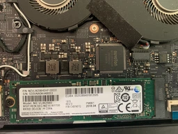 SSD диск Samsung PM9A1 256GB M.2 2280 PCIe 4.0 x4 NVMe V-NAND 3bit